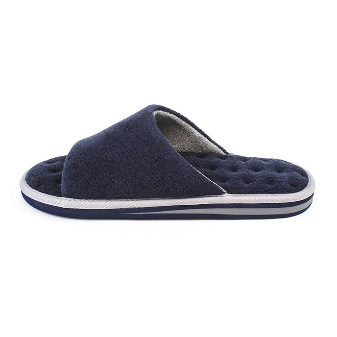 Mens Slippers | totes ISOTONER