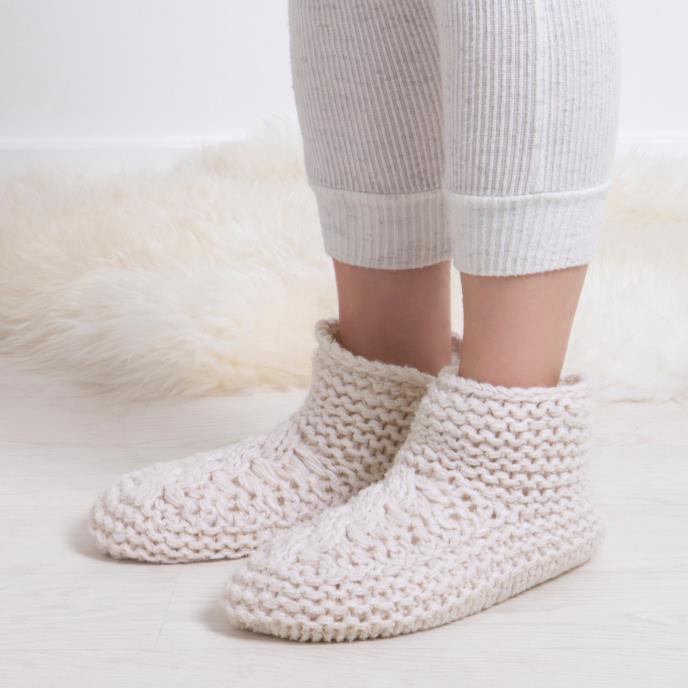 totes toasties® Ladies Chunky Knitted Booties Cream