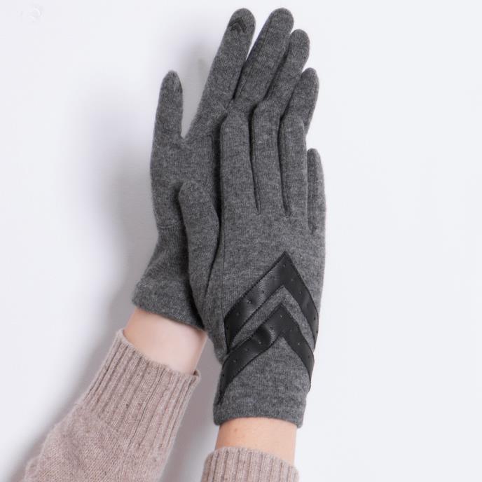 Isotoner® Ladies Smartouch Wool Knit Glove With Chevron Detail Grey