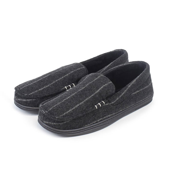 totes isotoner mens moccasin slippers